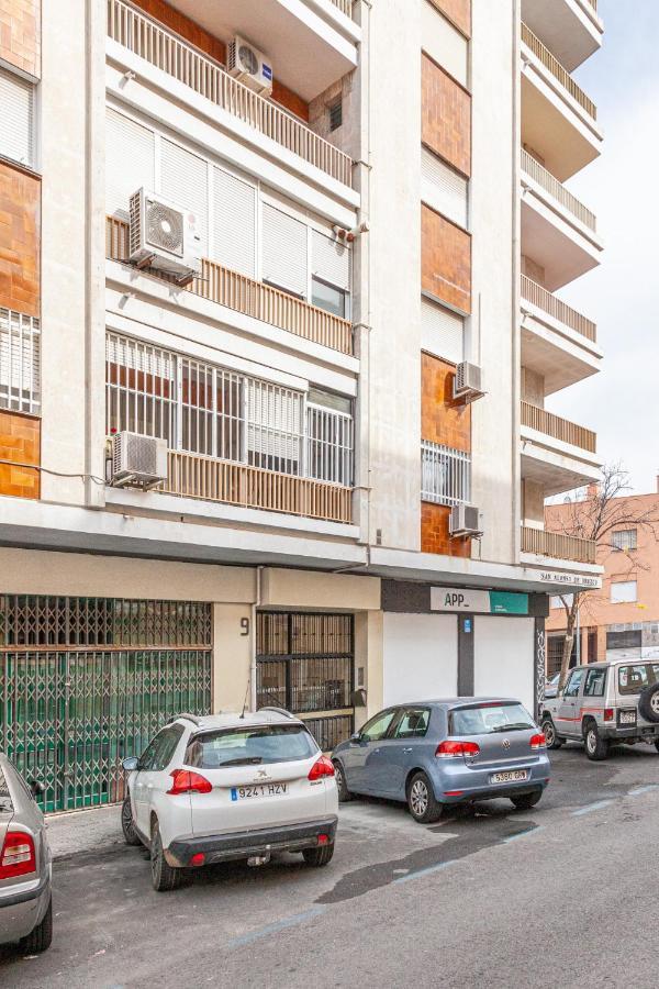 Puerta De Carmona Apartment Sevilla Exterior foto