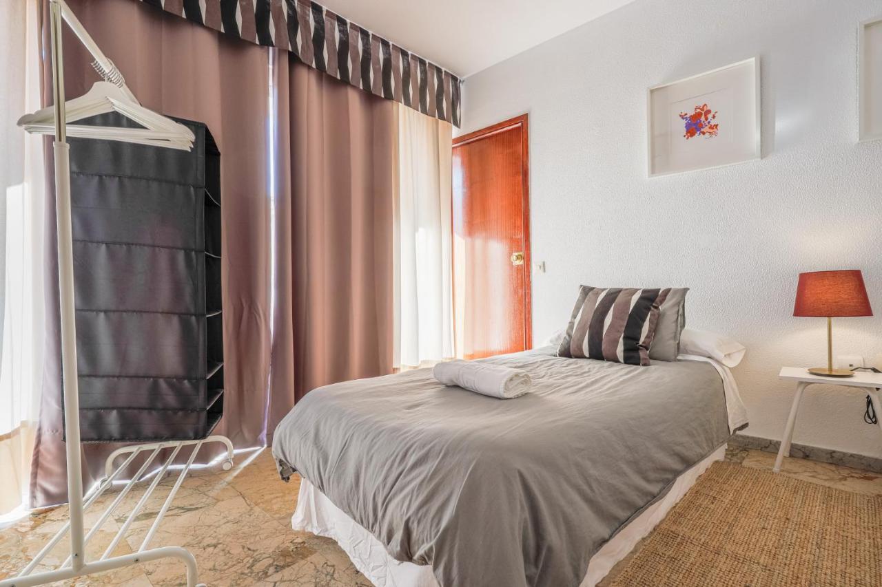 Puerta De Carmona Apartment Sevilla Exterior foto