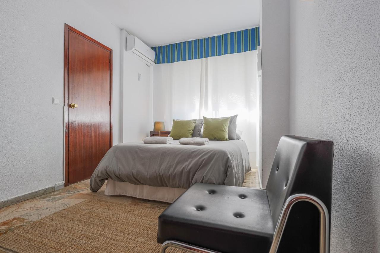 Puerta De Carmona Apartment Sevilla Exterior foto