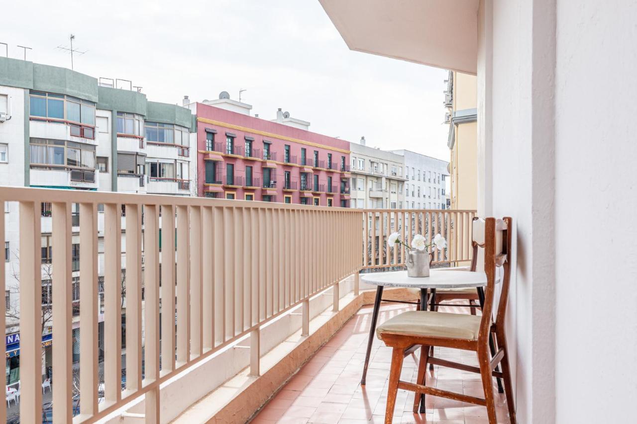Puerta De Carmona Apartment Sevilla Exterior foto